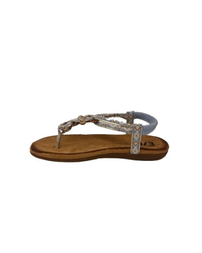 CHAUSSURES ELUE PAR NOUS REAPPARU