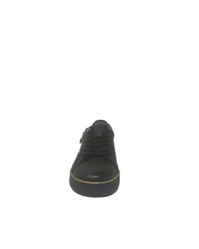 CHAUSSURES REMONTE D2E00