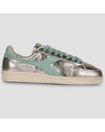 Baskets basses femmes Diadora Prestige Metal Used Doré