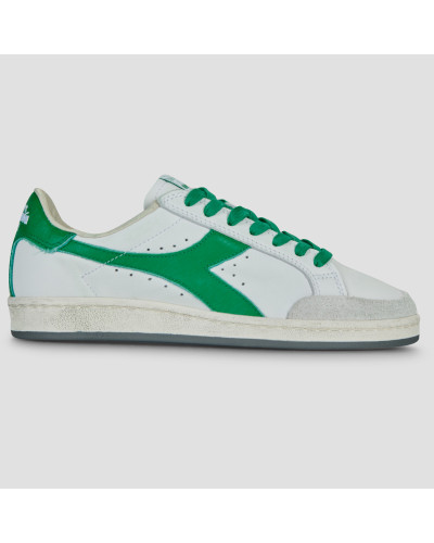 Baskets basses femmes Diadora Prestige Used Blanc