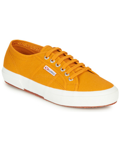 Baskets basses femmes Superga 2750 COTU CLASSIC Jaune