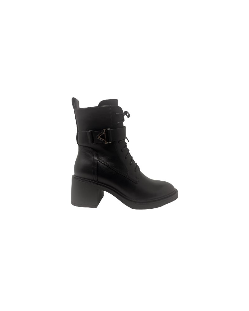 CHAUSSURES ELUE PAR NOUS PECARIS