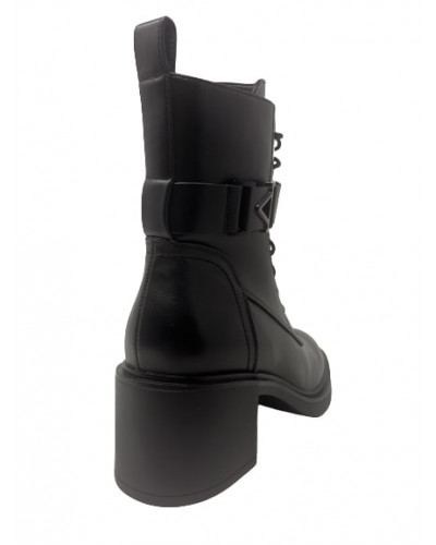 CHAUSSURES ELUE PAR NOUS PECARIS